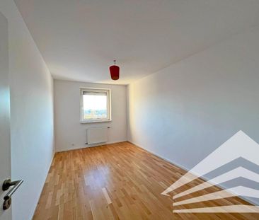 Perfekte 4 Zimmer Familienwohnung inkl. Küche und Balkon mit Fernbl... - Photo 3