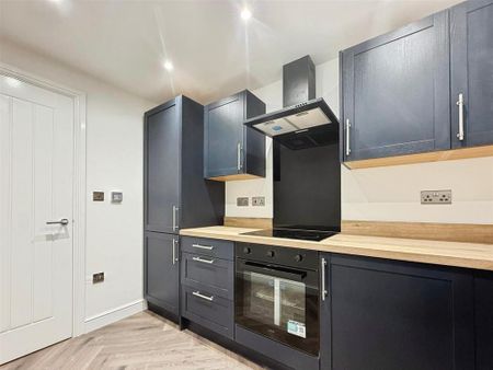 2 bedroom apartment to rent - Photo 5