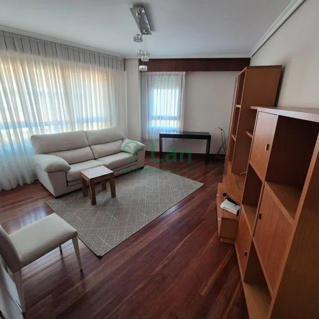 Alquiler de piso en Plaza Kraus Alfredo - Photo 1