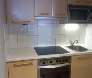 Wohnung nähe U1 Station zur Zwischenmiete (6 Monate) - Photo 2