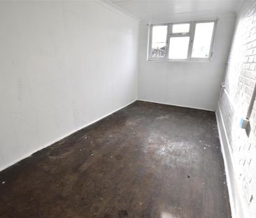 3 bedroom detached bungalow to rent - Photo 5