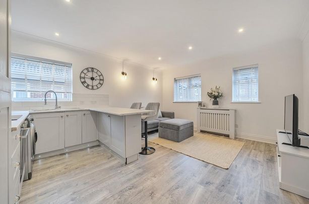 1 bedroom maisonette to rent - Photo 1