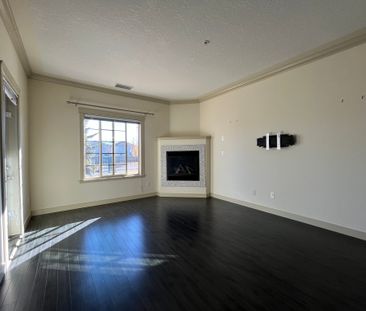 Bright & Modern 2 Bed, 2 Bath Apartment In Hollick Kenyon - Photo 3