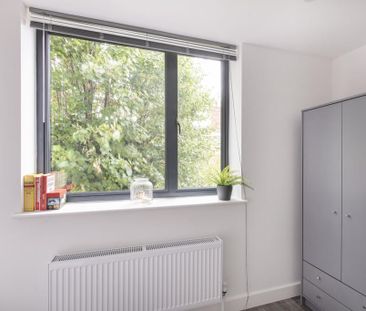 1 bedroom in a house share to rent - Photo 4