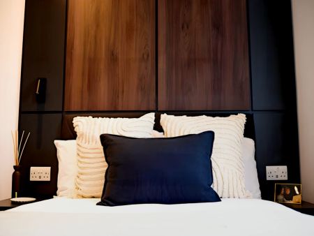 1 Bed Deluxe - Photo 3