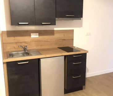 Location Appartement 2 pièces 45m² LAVAL 53000 - Photo 5