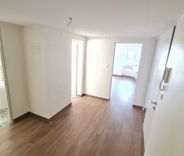 Bel appartement 3.5 pièces rénové – St-Ursanne, centre historique - Foto 6