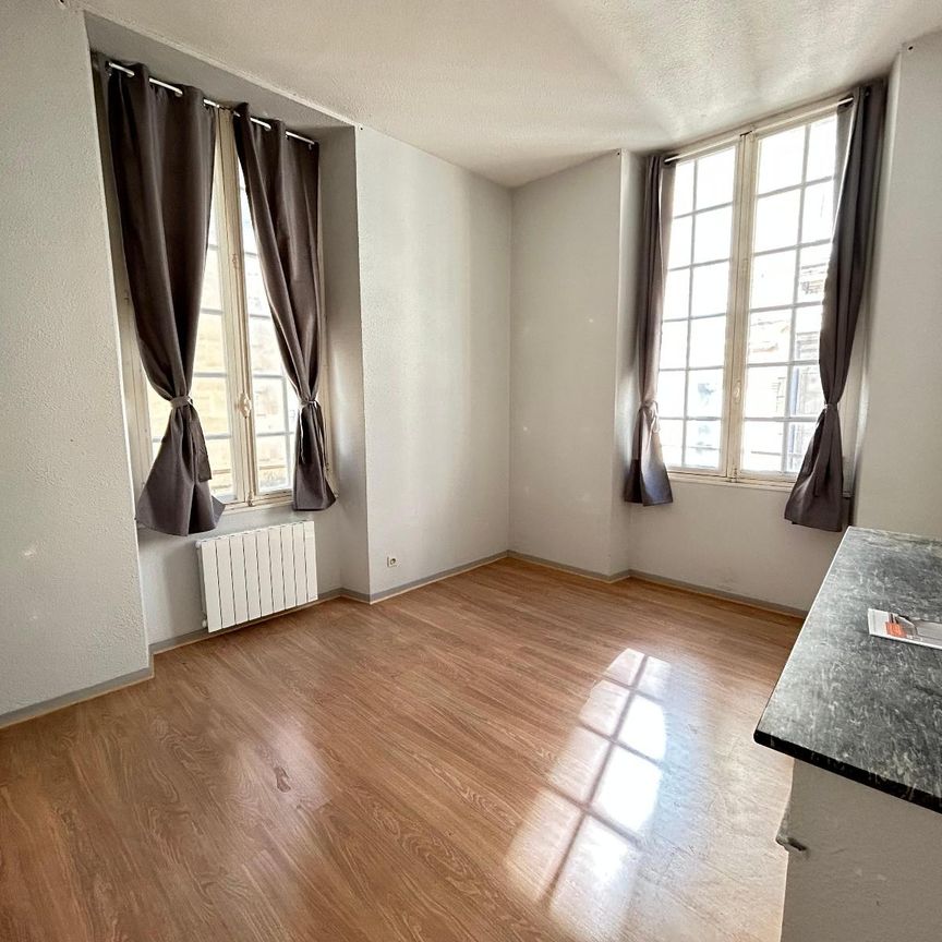 Location Appartement 2 pièces 41m² BORDEAUX 33000 - Photo 1