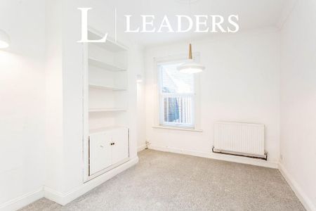 3 bedroom terraced house to rent - Photo 5