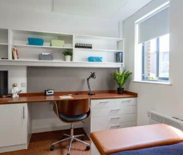 Bronze Studio - Photo 2