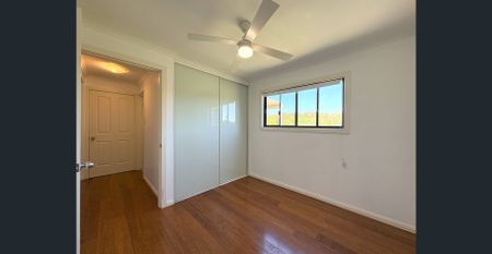 2 Bed Flat (Power & Water Incl) - FULLERTON COVE - Photo 3