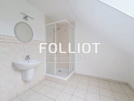 MAISON A LOUER - 5 pi�ces � La Chapelle Fleurign� - Photo 5