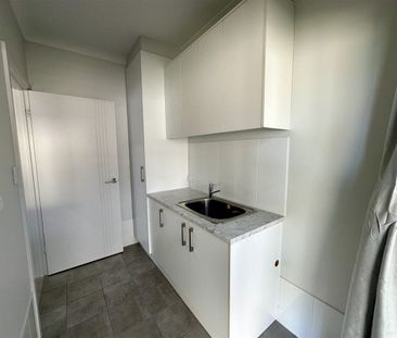 Beautiful high quality home - Photo 2