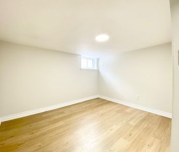 For Lease - 15 Martorino Drive Unit# Lwr, Toronto, Ontario - Photo 6