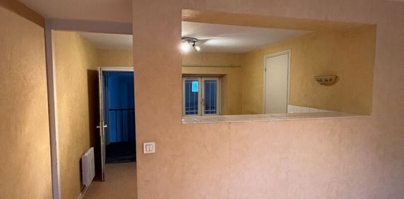 Location Appartement 1 pièce 22m² - Photo 2