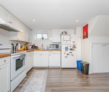 For Lease - 96 Simpson Avenue Unit# Lower, Toronto, Ontario - Photo 2