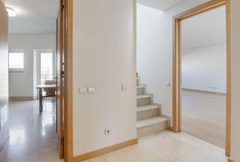 3 Bedroom Apartment with a view, Fórum Oeiras, Oeiras