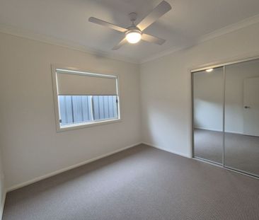 Fresh, Modern & Effortlessly Stylish - Welcome Home - Photo 3