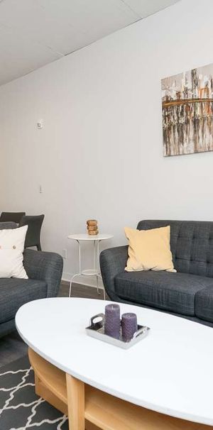 Bachelor Available At 2525 Cavendish Blvd., Montreal - 2525 Cavendish Blvd., Montréal - Photo 1