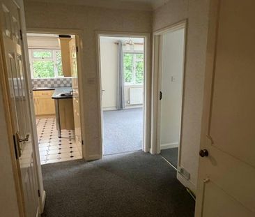 Flat to rent on - Photo 6