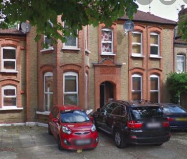 1 Bed Flat, York Road, IG1 - Photo 1