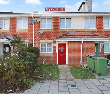 2 bedroom Terraced House to let - Photo 1