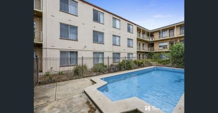 Coastal Living in Henley Beach - Photo 2