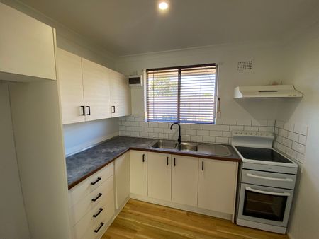 Home For Rent - Photo 5