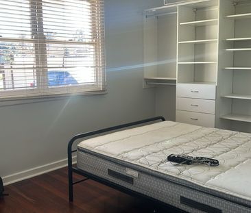 Queens Park - Photo 4