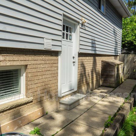 $1,695 / 2 br / 1 ba / Feel at Home with this Amazing Unit in St. Catharines - Photo 1