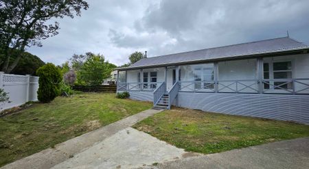 Bayview, 3 bedrooms and 2 bathrooms - Photo 2