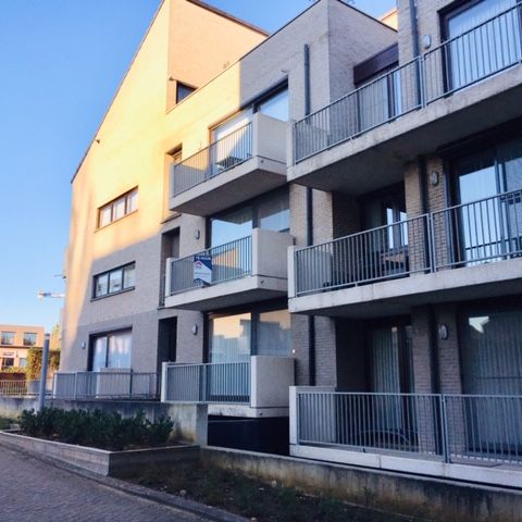 Appartement met 2 slaapkamers, lift, terras, 2 staanpl., - Foto 1