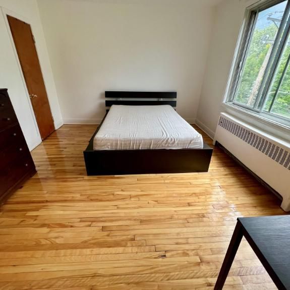 2 CH - 1 SDB - Montréal - $1,634 /mo - Photo 1