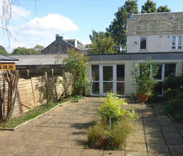 2 bedroom end of terrace house to rent - Photo 3