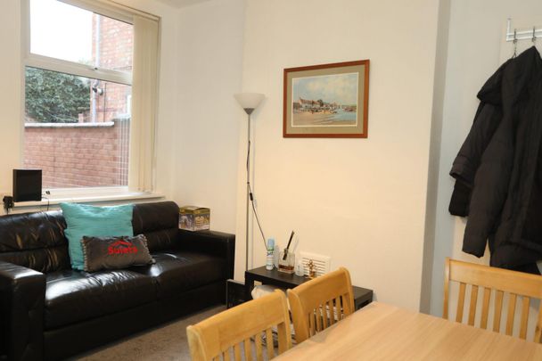 Thurlow Road (3 bed) - Photo 1