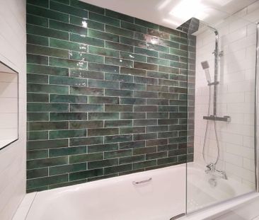 3 bedroom flat to rent - Photo 4
