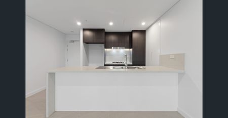 Near New Luxury 3 Bedroom Apartment In The Vibrant Clemton Park Village! - Photo 5