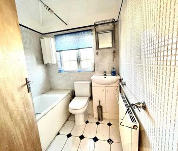 2 bedroom semi-detached house to rent - Photo 5