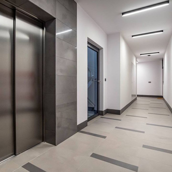 Mieszkanie do wynajęcia - Warszawa, Józefa Chłopickiego - Photo 1