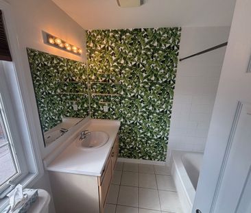 For Lease - 12 Black Creek Drive Unit# Coachhouse, Markham, Ontario - Photo 5