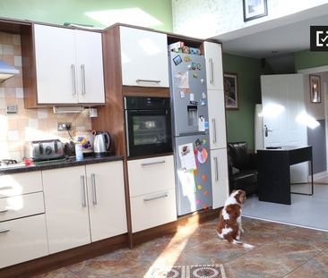 Room in shared apartment for rent, Northside - Photo 6