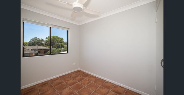 THREE BEDROOM UNIT WITH WATER VIEWS - Photo 1
