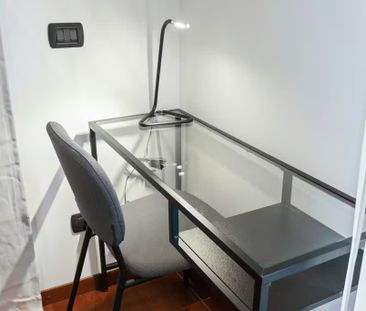 Via Giuseppe Massarenti, Milan, Lombardy 20148 - Foto 5