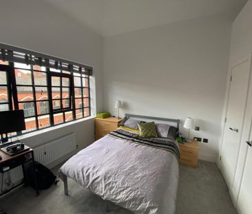 3 bedroom end of terrace house to rent - Photo 4