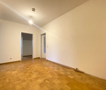 Schöne, großzügige 2 Zimmer-Wohnung mit sonniger Loggia - Photo 5