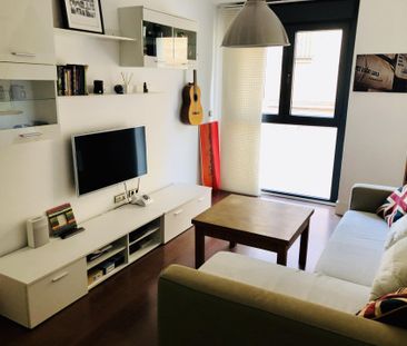 Piso de alquiler en Calle Cristo de la Sed, 39, Barrio del Nervión - Photo 1