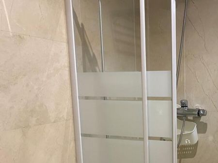 Luxury Apartment for rent in Benahavís, Andalusia - Photo 2