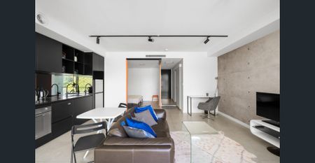 Fully Furnished home in Woolloomooloo - Photo 3