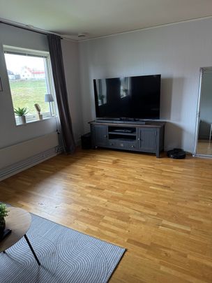 Hallabrovägen, Öxabäck - Photo 1