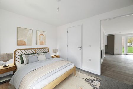 Peterborough - Photo 4